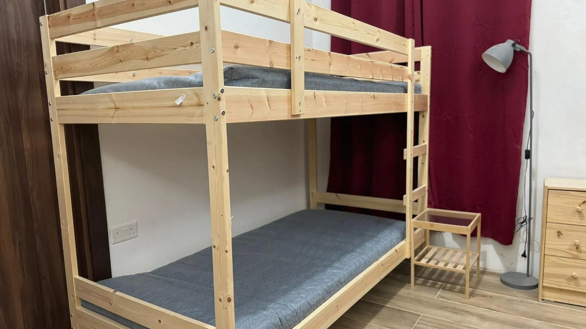 Dragon'S Den Hostel Balzan 0*,  Malta